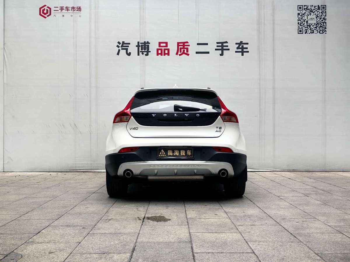 2015年10月沃爾沃 V40  2015款 Cross Country T5 AWD 智雅版