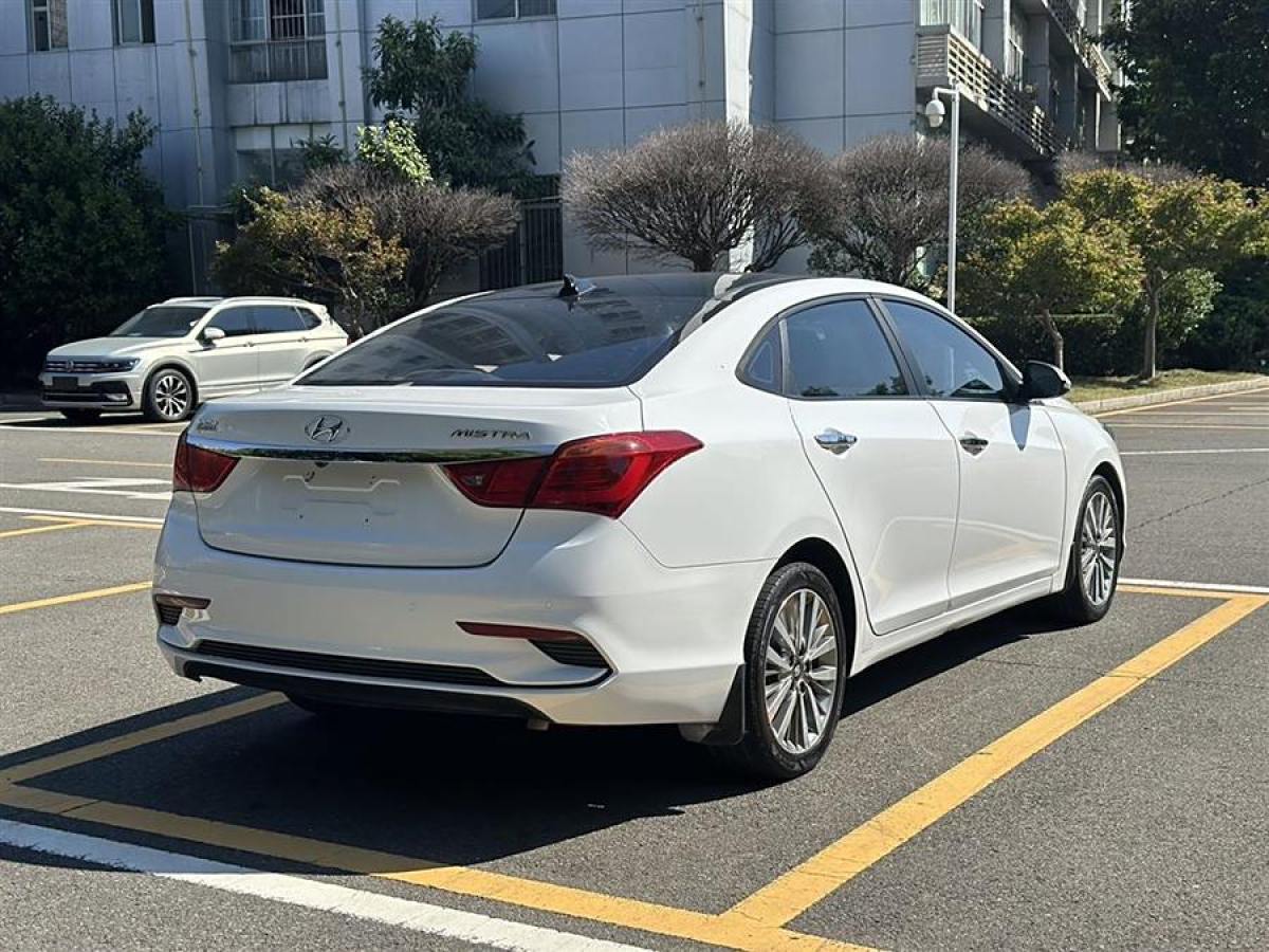 2018年7月現(xiàn)代 名圖  2017款 1.8L 自動智能型GLS 國VI