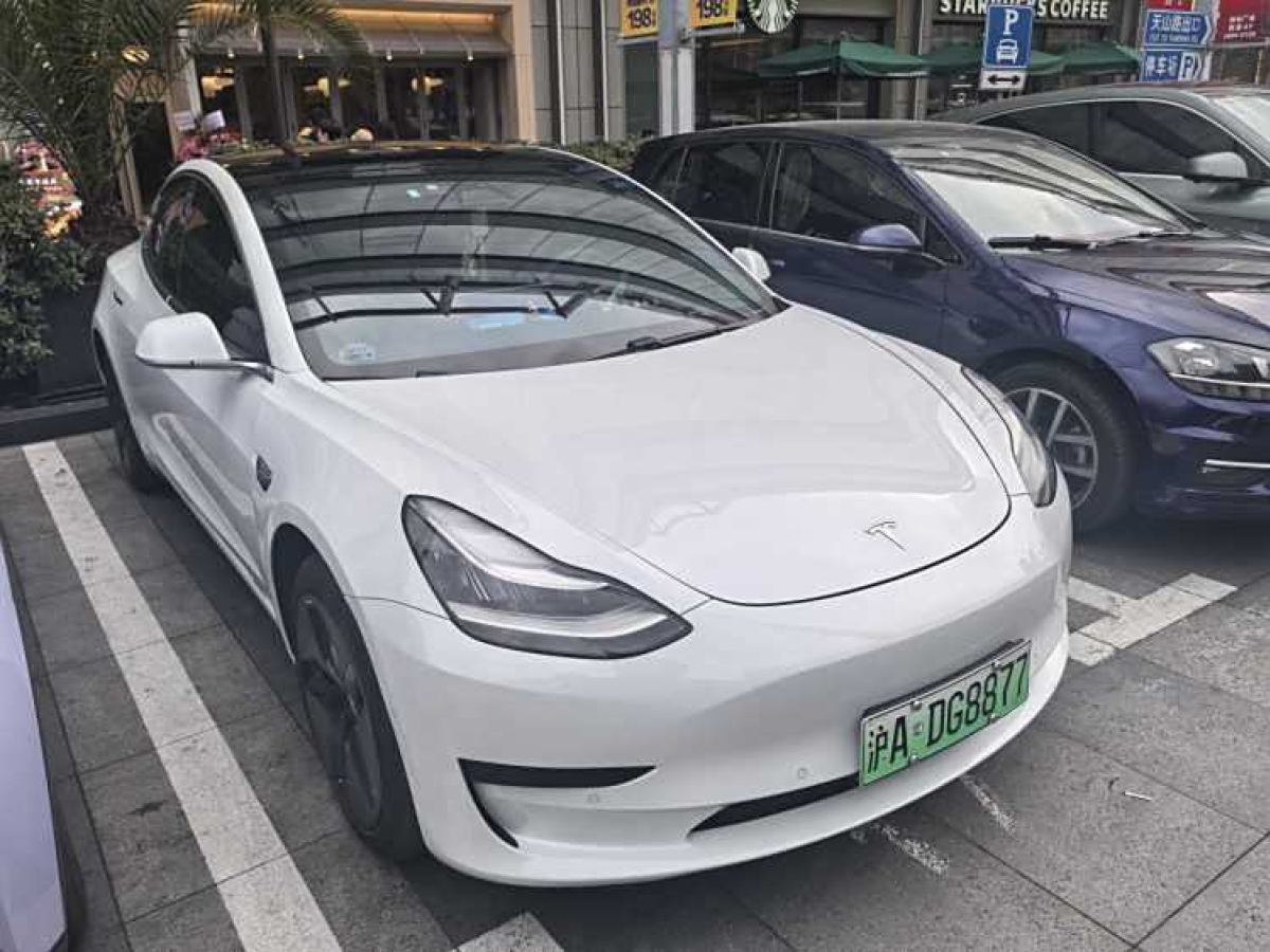 2020年8月特斯拉 Model 3  2020款 改款 標(biāo)準(zhǔn)續(xù)航后驅(qū)升級(jí)版