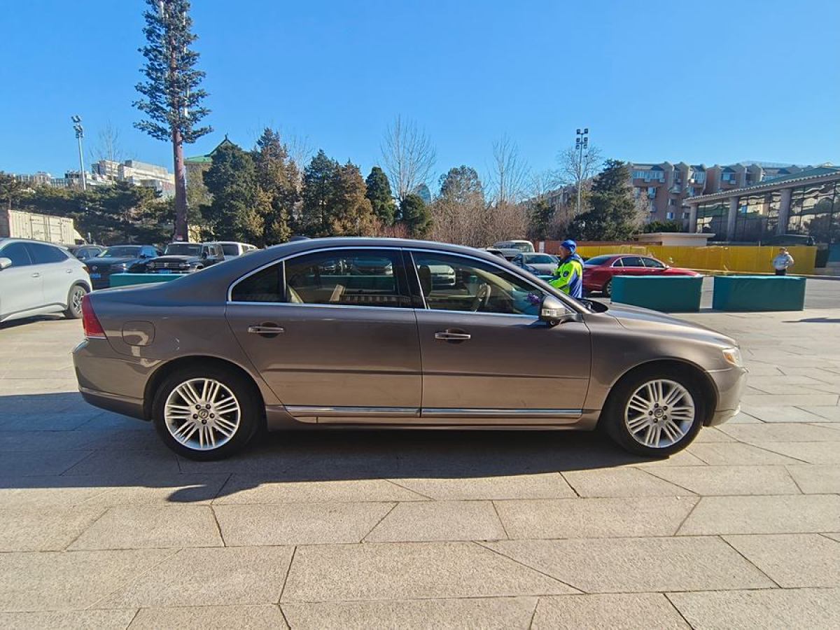 沃爾沃 S80L  2010款 3.0T AWD 智雅版圖片