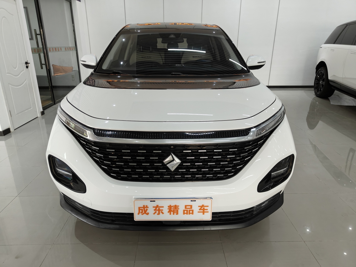 寶駿 RM-5  2019款 1.5T CVT 24小時在線尊貴型 7座圖片