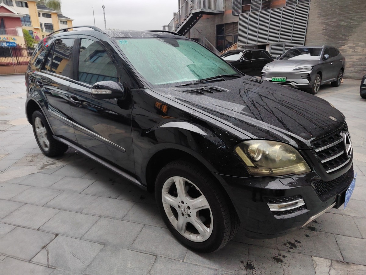 奔驰 奔驰M级  2006款 ML 350 运动型图片