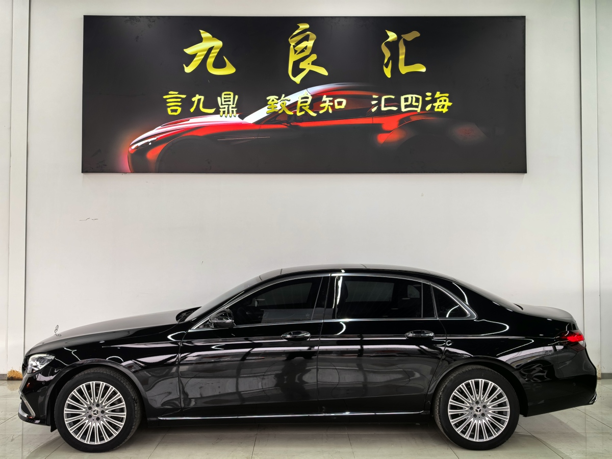 奔馳 奔馳E級(jí)  2022款 改款 E 300 L 時(shí)尚型圖片