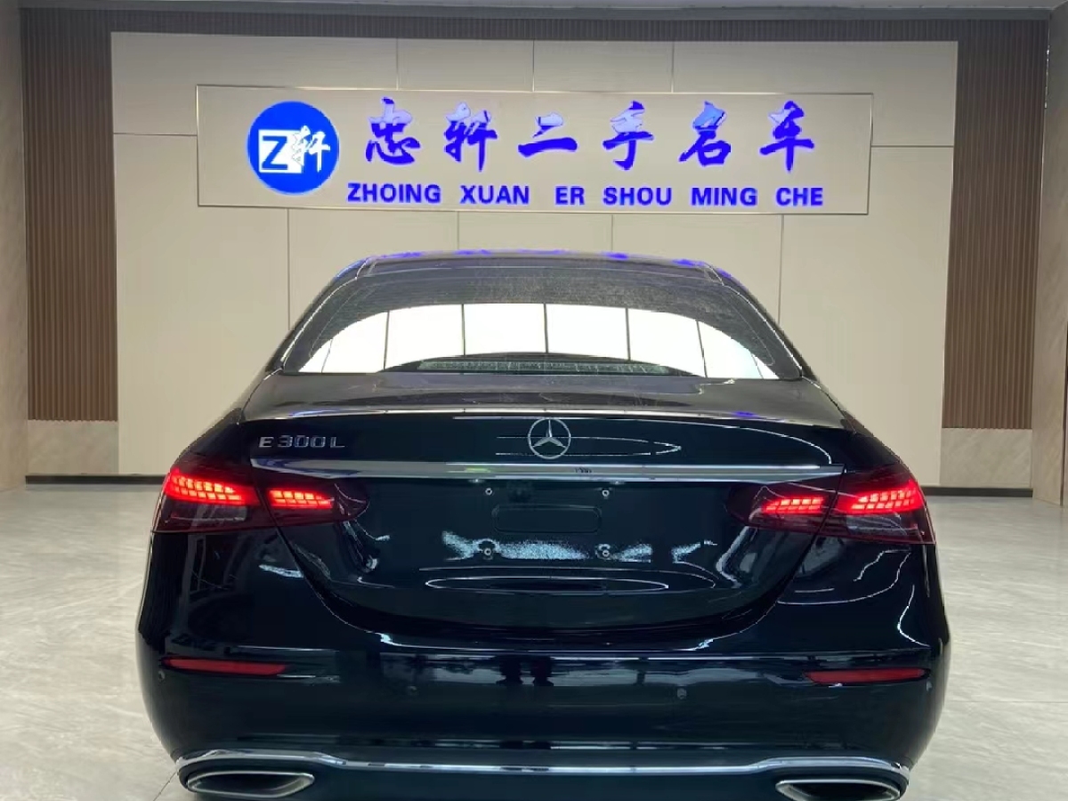 奔馳 奔馳E級(jí)  2021款 改款 E 300 L 豪華型圖片