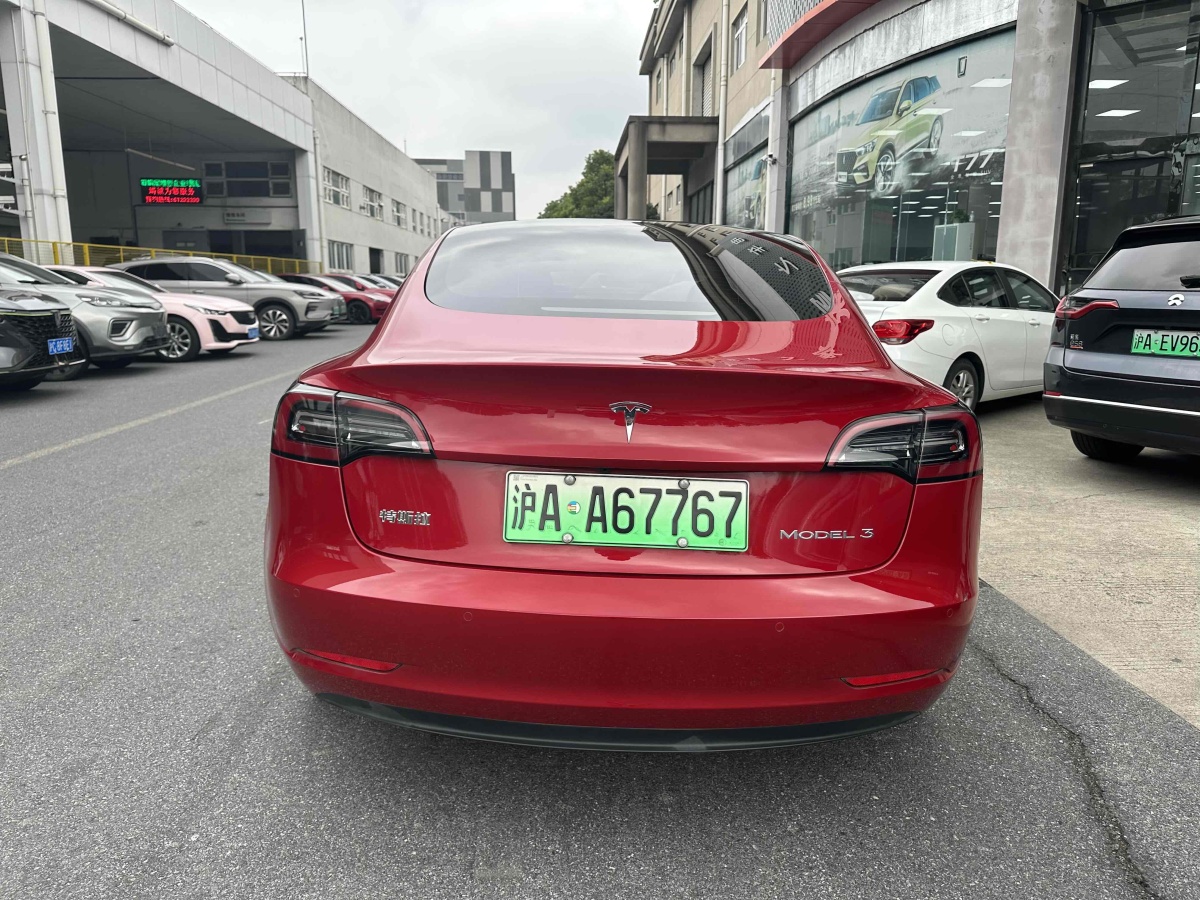 特斯拉 Model Y  2021款 標(biāo)準(zhǔn)續(xù)航后驅(qū)升級(jí)版 3D6圖片