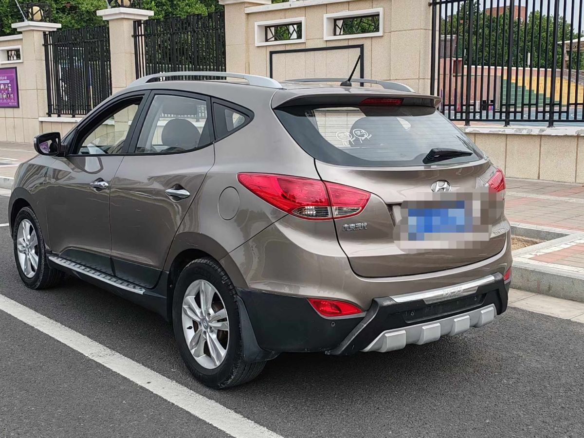 現(xiàn)代 ix35  2012款 2.0 GLS 兩驅(qū)精英天窗型圖片