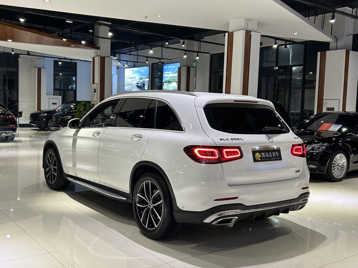 奔馳 奔馳GLC  2018款 改款 GLC 300 4MATIC 動感型圖片