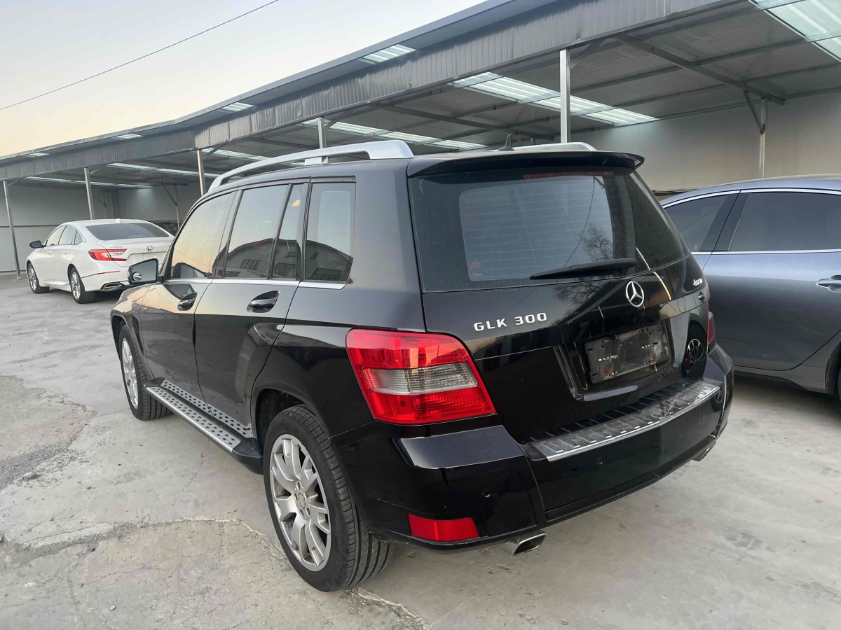 奔馳 奔馳GLK級(jí)  2011款 GLK 300 4MATIC 豪華型圖片