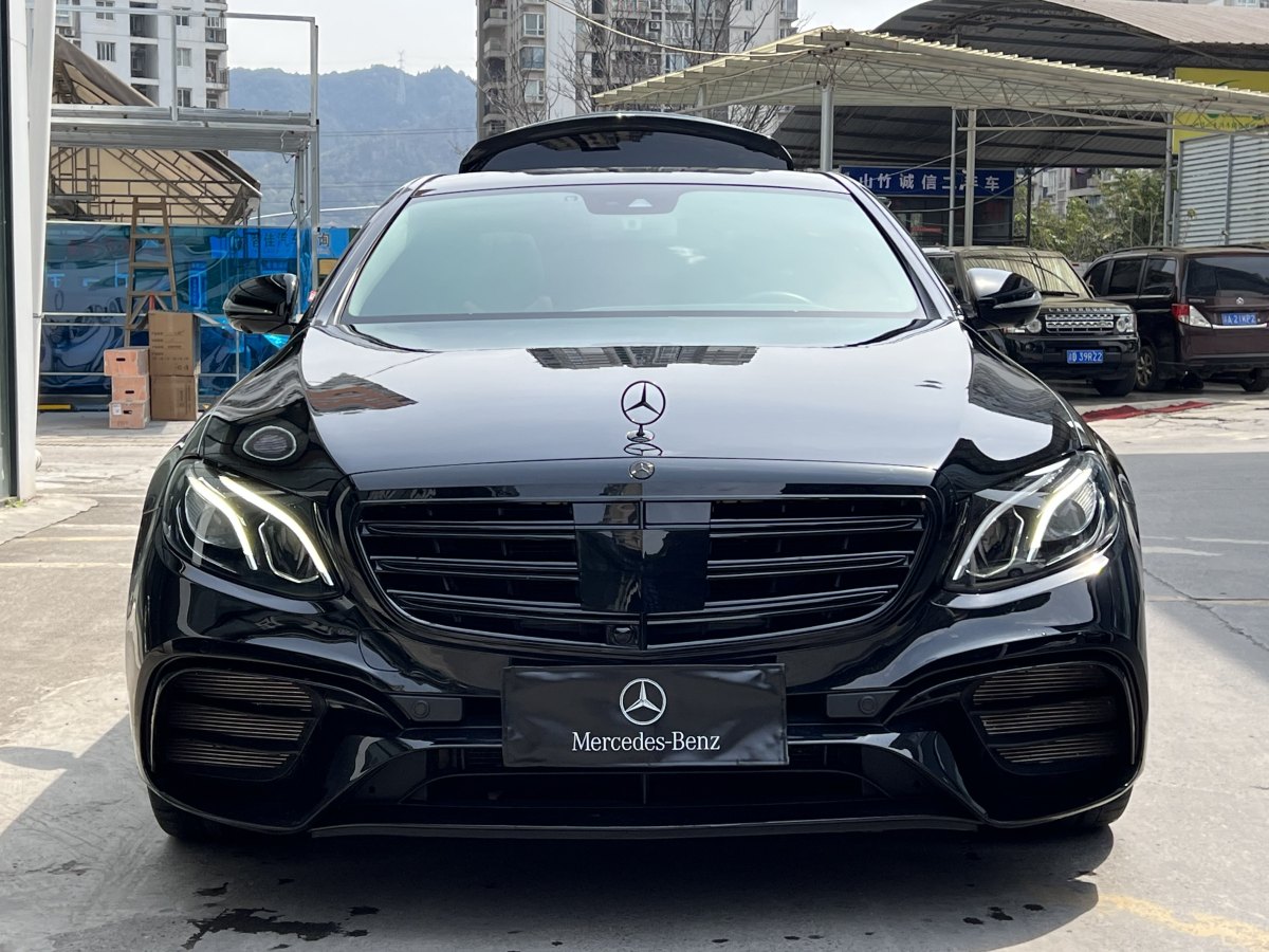 奔馳 奔馳E級(jí)  2019款 改款 E 300 L 豪華型圖片