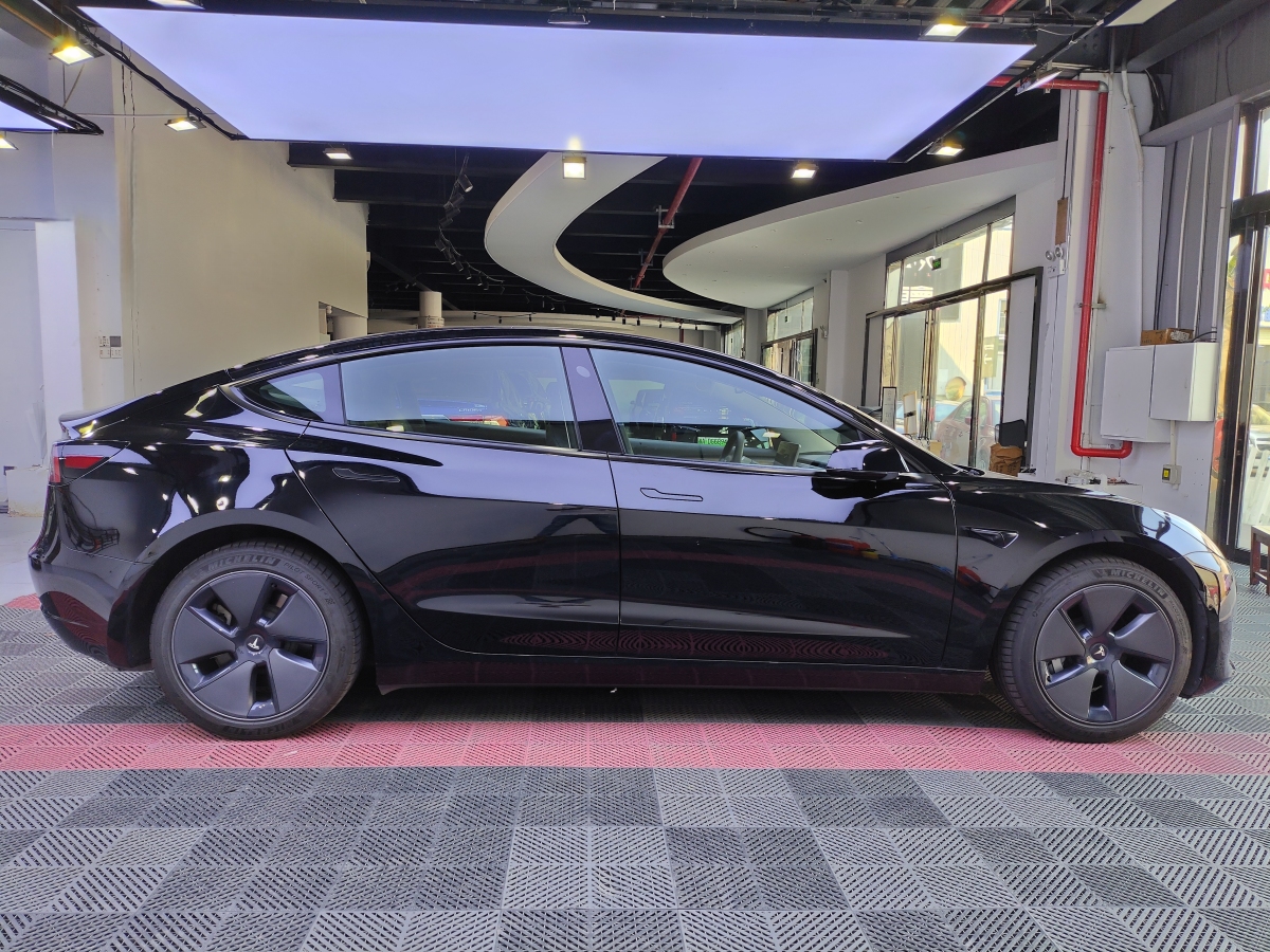 特斯拉 Model Y  2022款 改款 后輪驅(qū)動版圖片