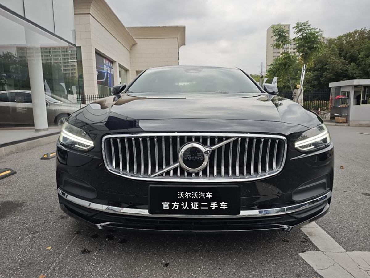 沃爾沃 S90  2023款 B5 智逸豪華版圖片