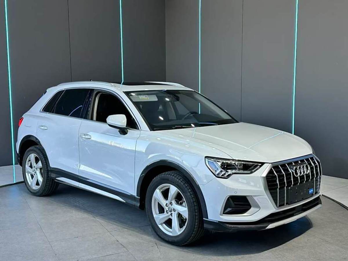 奧迪 奧迪Q3  2020款 35 TFSI 進(jìn)取致雅型圖片