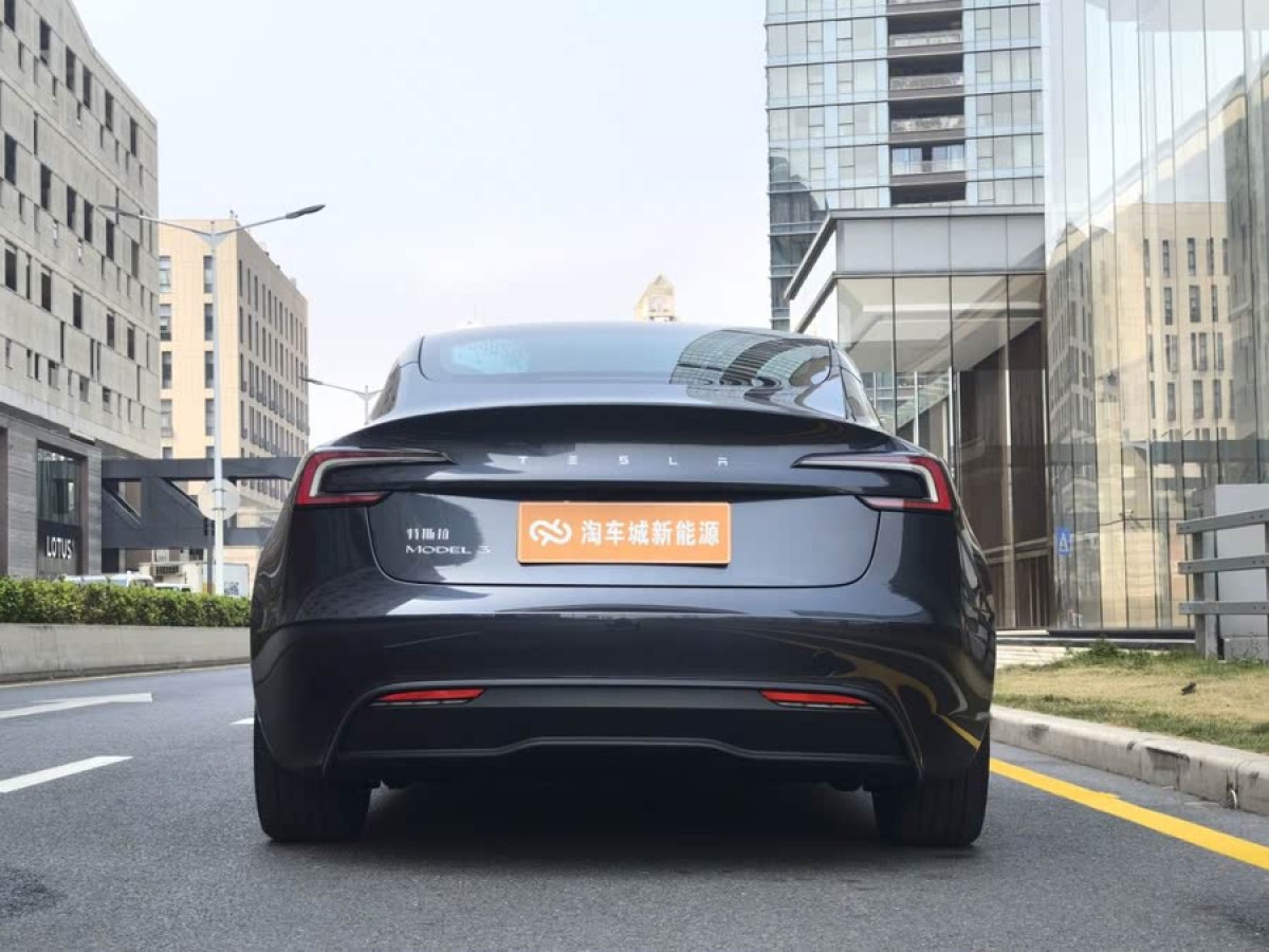 特斯拉 Model Y  2022款 改款 后輪驅(qū)動(dòng)版圖片