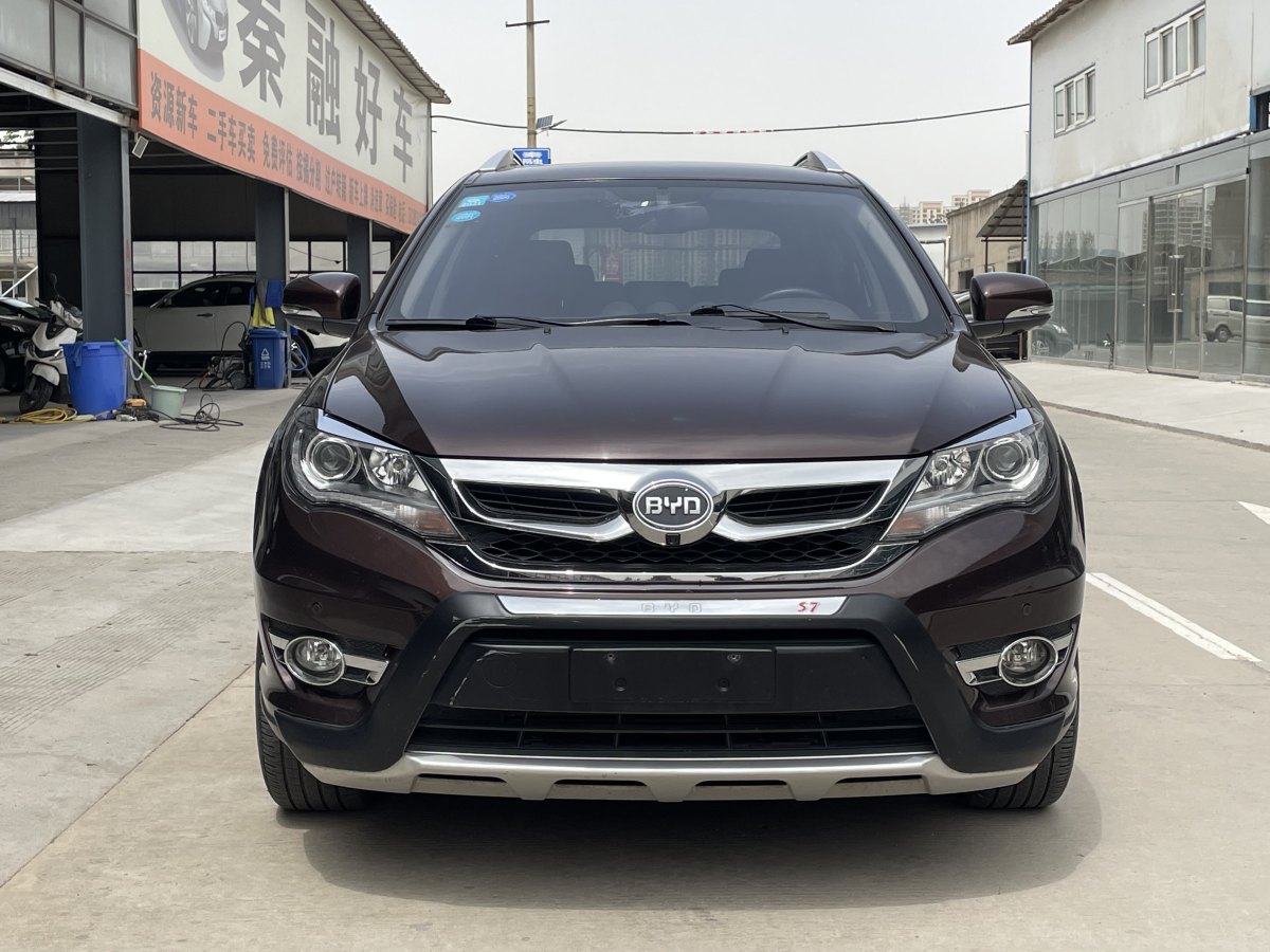 比亞迪 S7  2015款 2.0T 自動尊貴型圖片