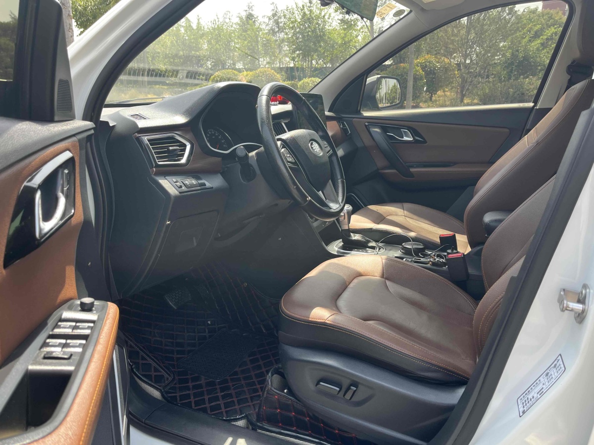 一汽 森雅  2017款 R7 1.6L 智能型圖片