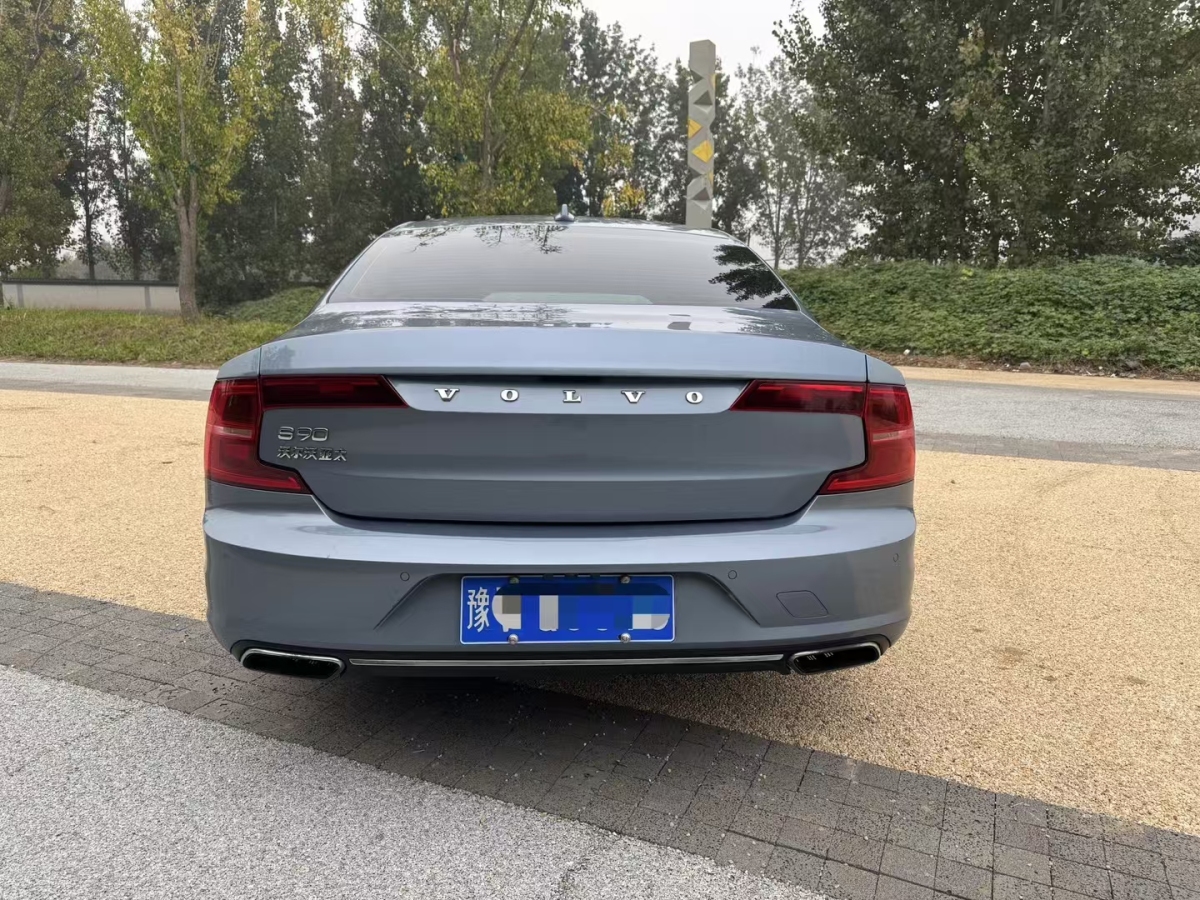 沃爾沃 S90  2018款 T4 智遠(yuǎn)版圖片