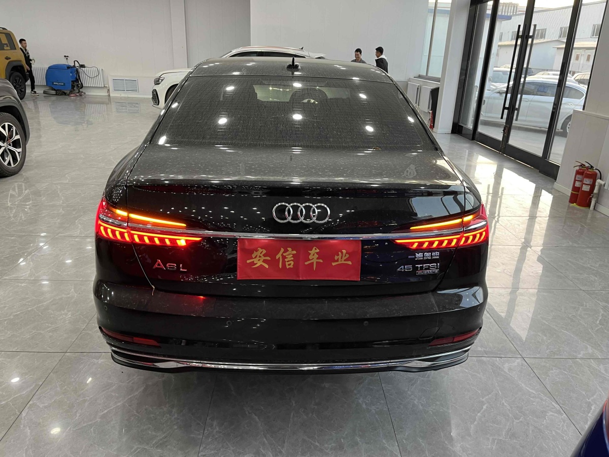 奧迪 奧迪A6L  2023款 改款 45 TFSI quattro 臻選致雅型圖片