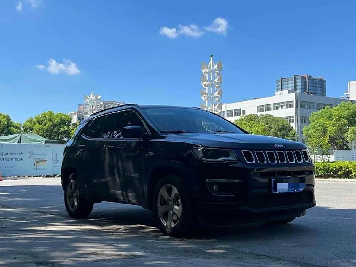 Jeep 指南者  2021款 220T 自動領(lǐng)先版圖片