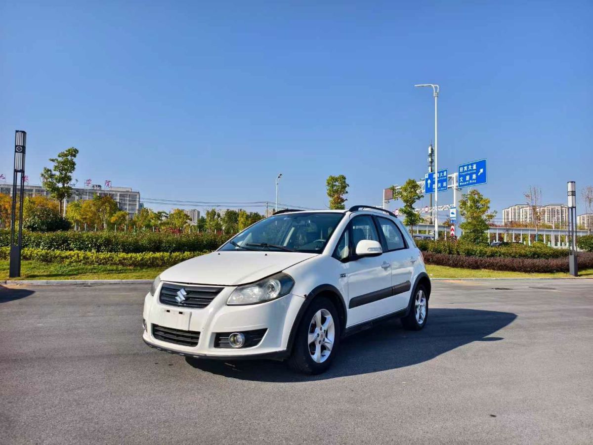 鈴木 天語  2011款 SX4 1.6L 兩廂靈動型圖片