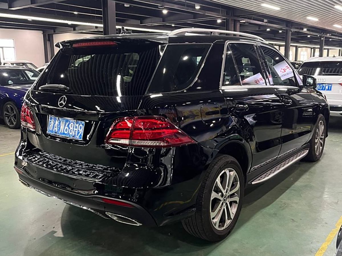 2018年5月奔馳 奔馳GLE  2017款 GLE 320 4MATIC 動(dòng)感型