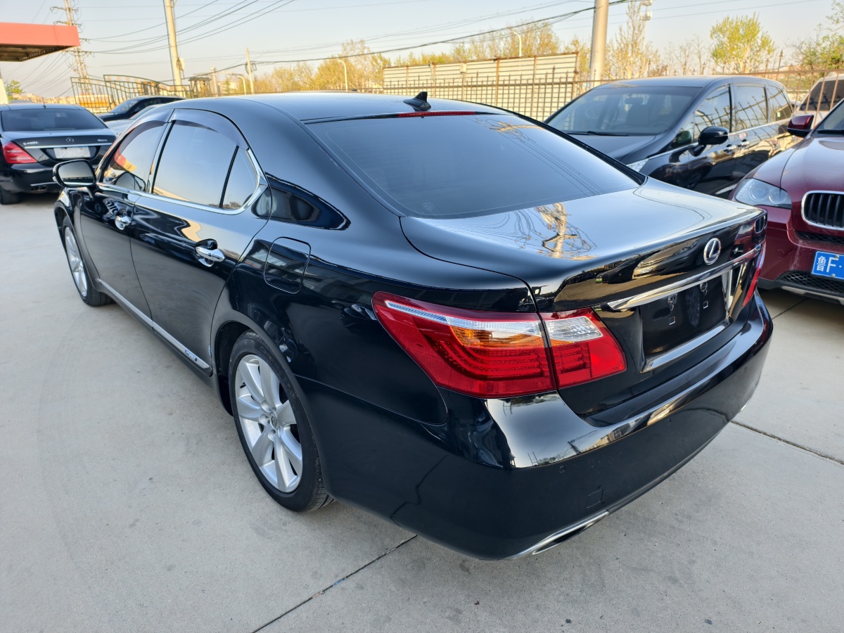 雷克薩斯 LS  2010款 600hL圖片