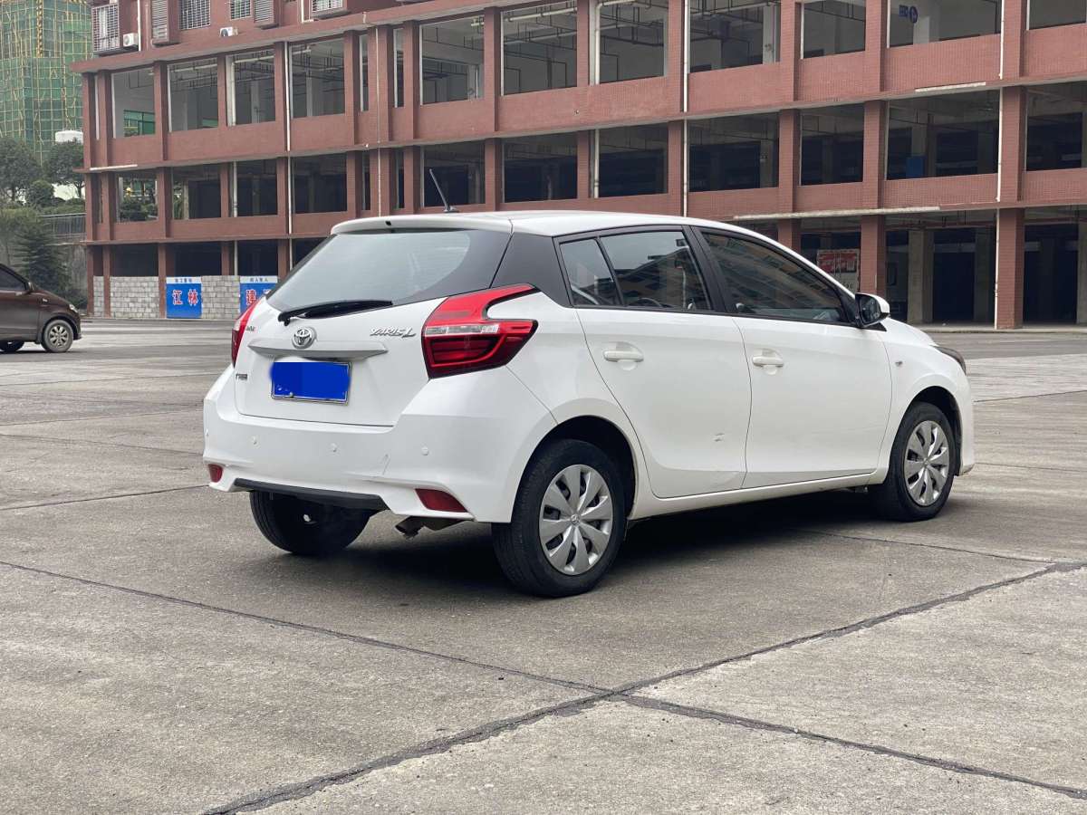 豐田 yaris l 致炫 2017款 1.5e cvt勁速升級版圖片