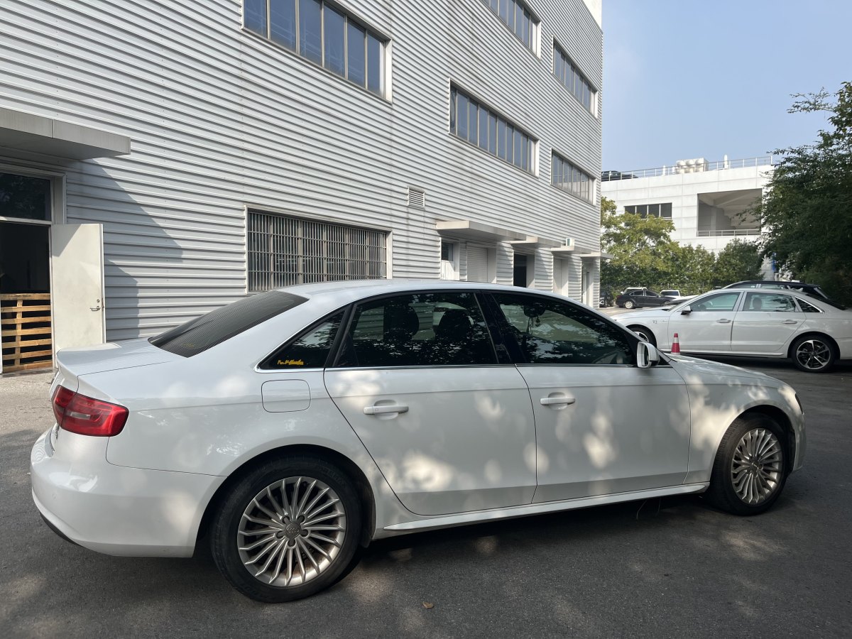 奧迪 奧迪A4L  2015款 35 TFSI 自動舒適型圖片