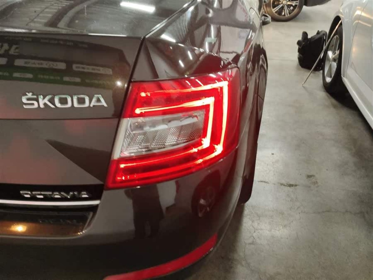 斯柯達(dá) 明銳  2015款 1.4TSI DSG逸尊版圖片