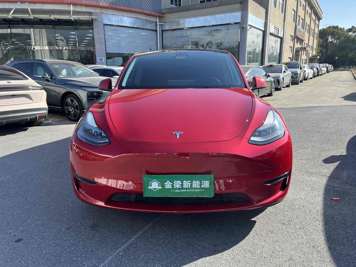 特斯拉 Model 3  2021款 改款 標(biāo)準(zhǔn)續(xù)航后驅(qū)升級(jí)版圖片