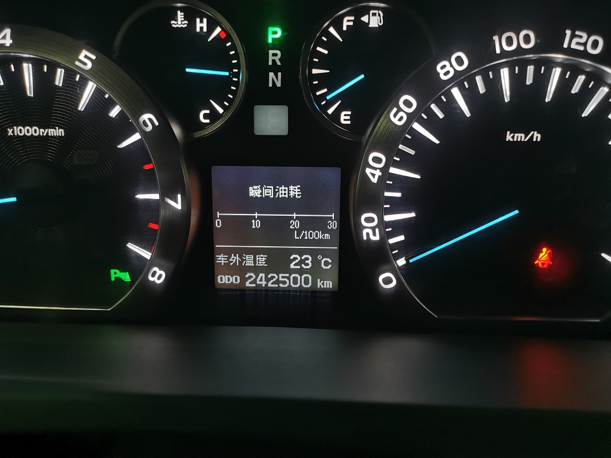 2013年2月丰田 埃尔法  2018款 改款 3.5L 豪华版
