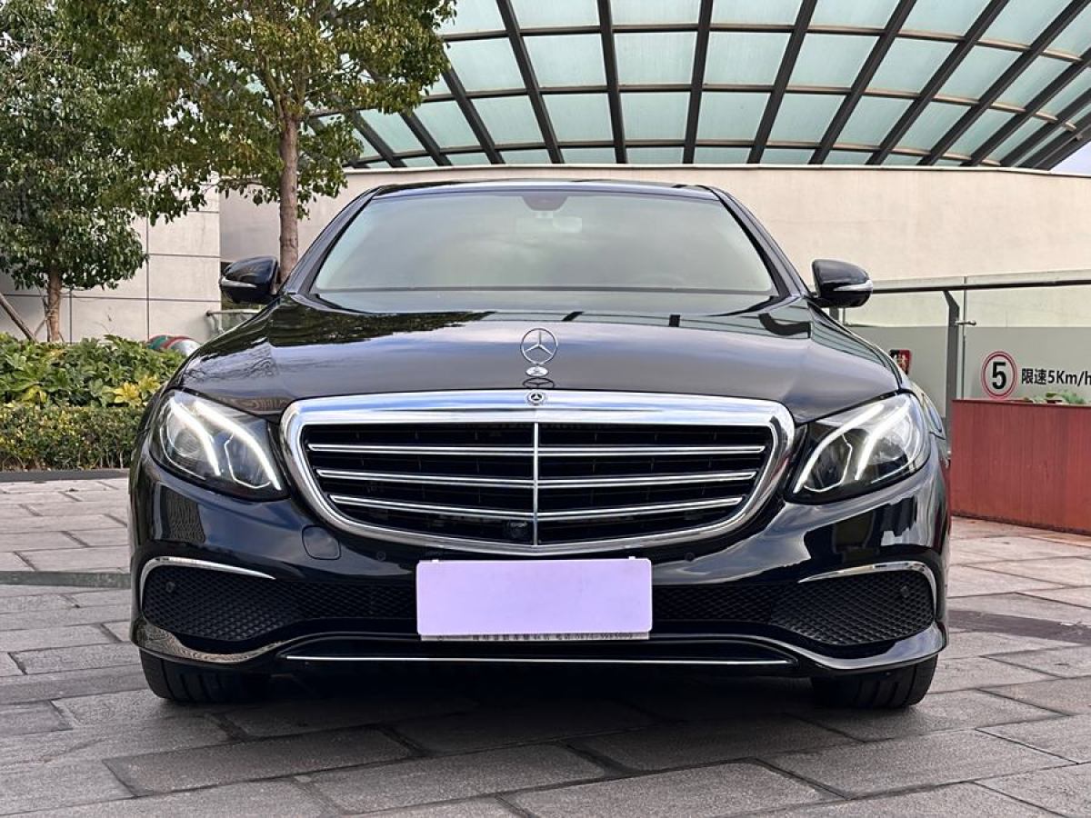 奔馳 奔馳E級  2020款 E 300 L 豪華型圖片