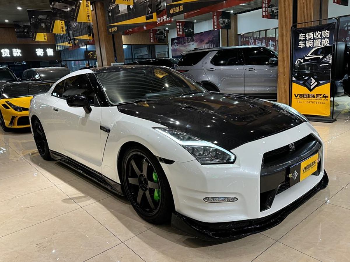 日產(chǎn) GT-R  2013款 3.8T Premium Edition圖片