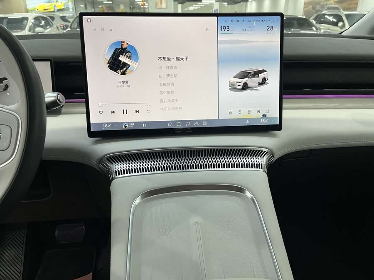 小鵬 小鵬X9  2024款 702超長續(xù)航Max圖片