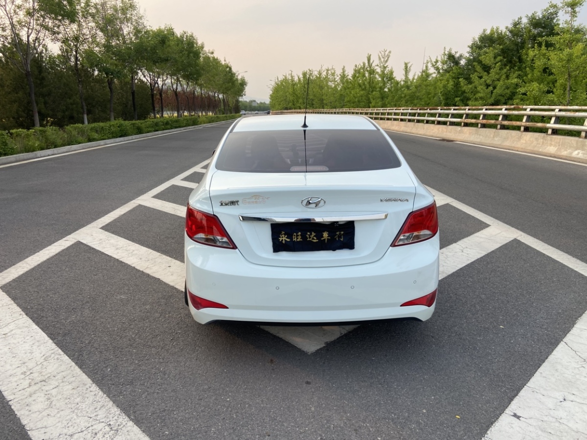 現(xiàn)代 瑞納  2014款 1.4L 自動(dòng)智能型GLS圖片