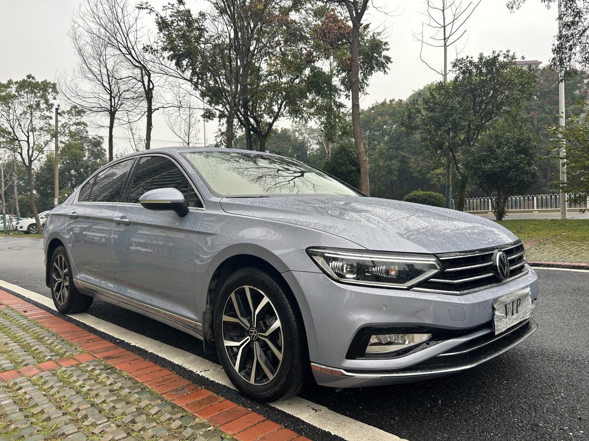 大眾 邁騰  2019款  330TSI DSG 領(lǐng)先型 國VI圖片