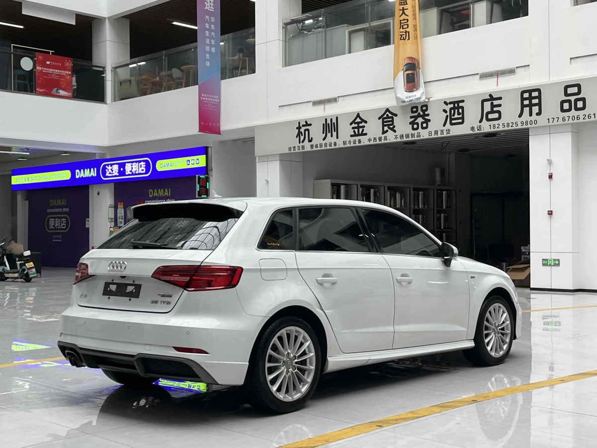 2018年9月奧迪 奧迪A3  2018款 30周年年型 Sportback 35 TFSI 時尚型