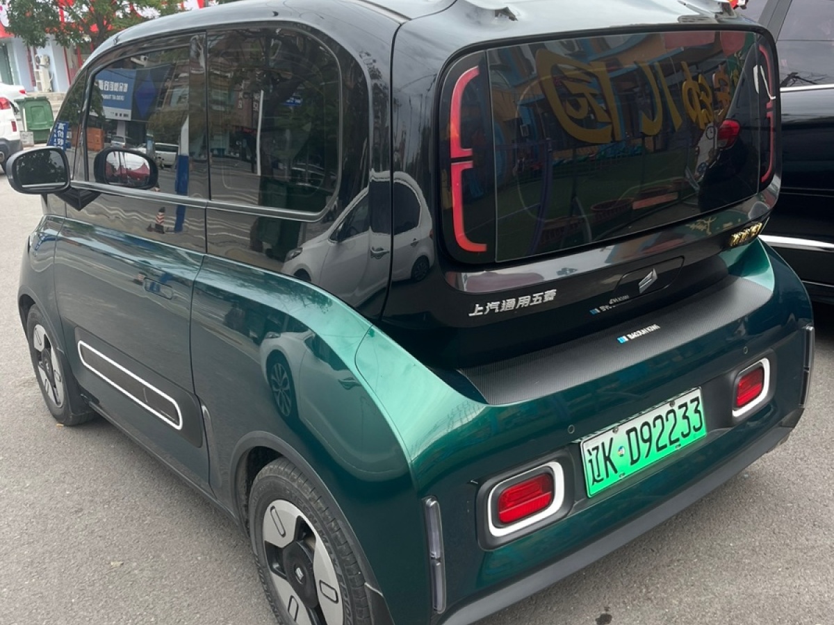 寶駿 寶駿KiWi EV  2022款 設(shè)計(jì)師輕享版圖片