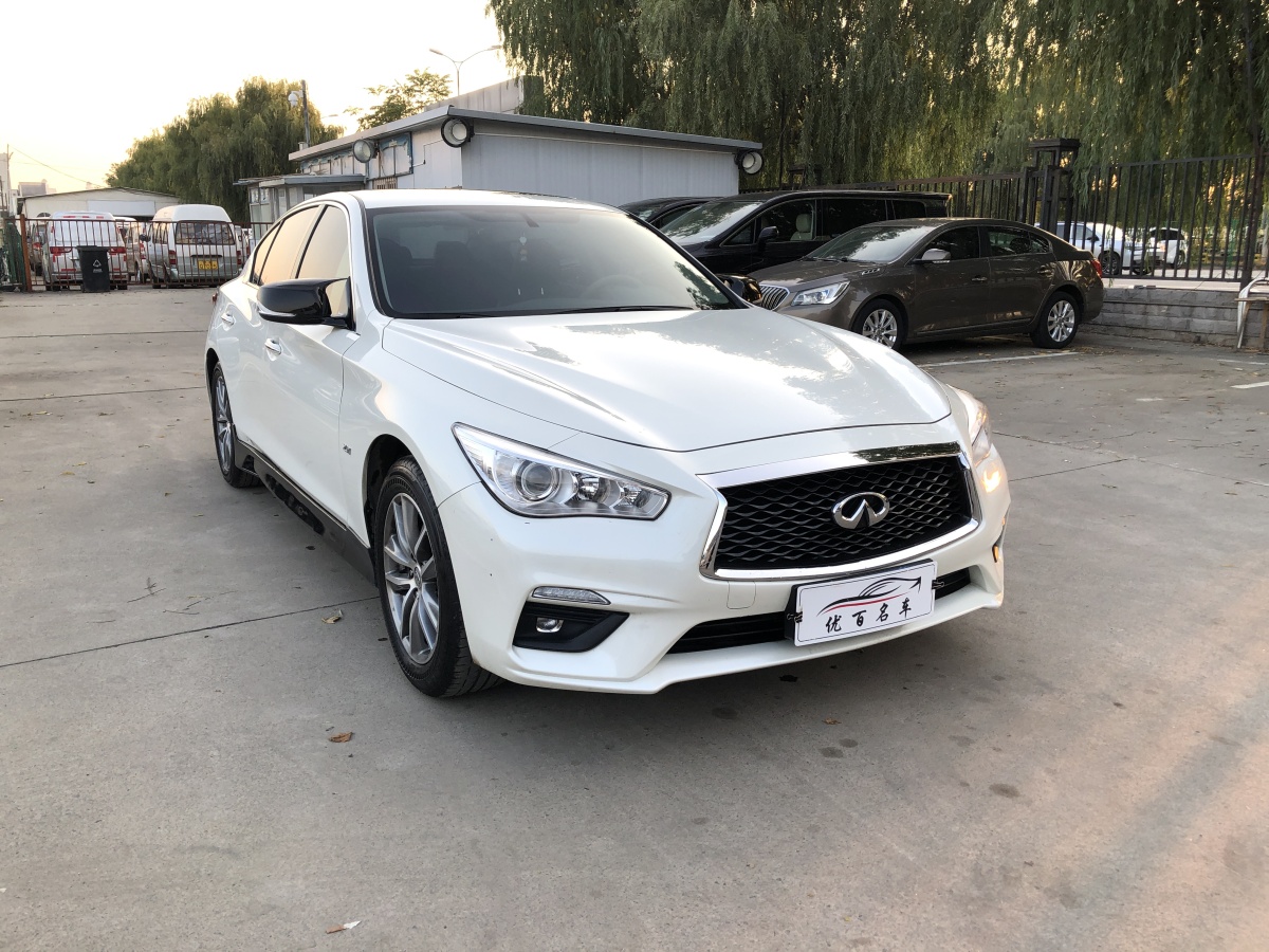 英菲尼迪 Q50L  2021款 2.0T 舒適版圖片