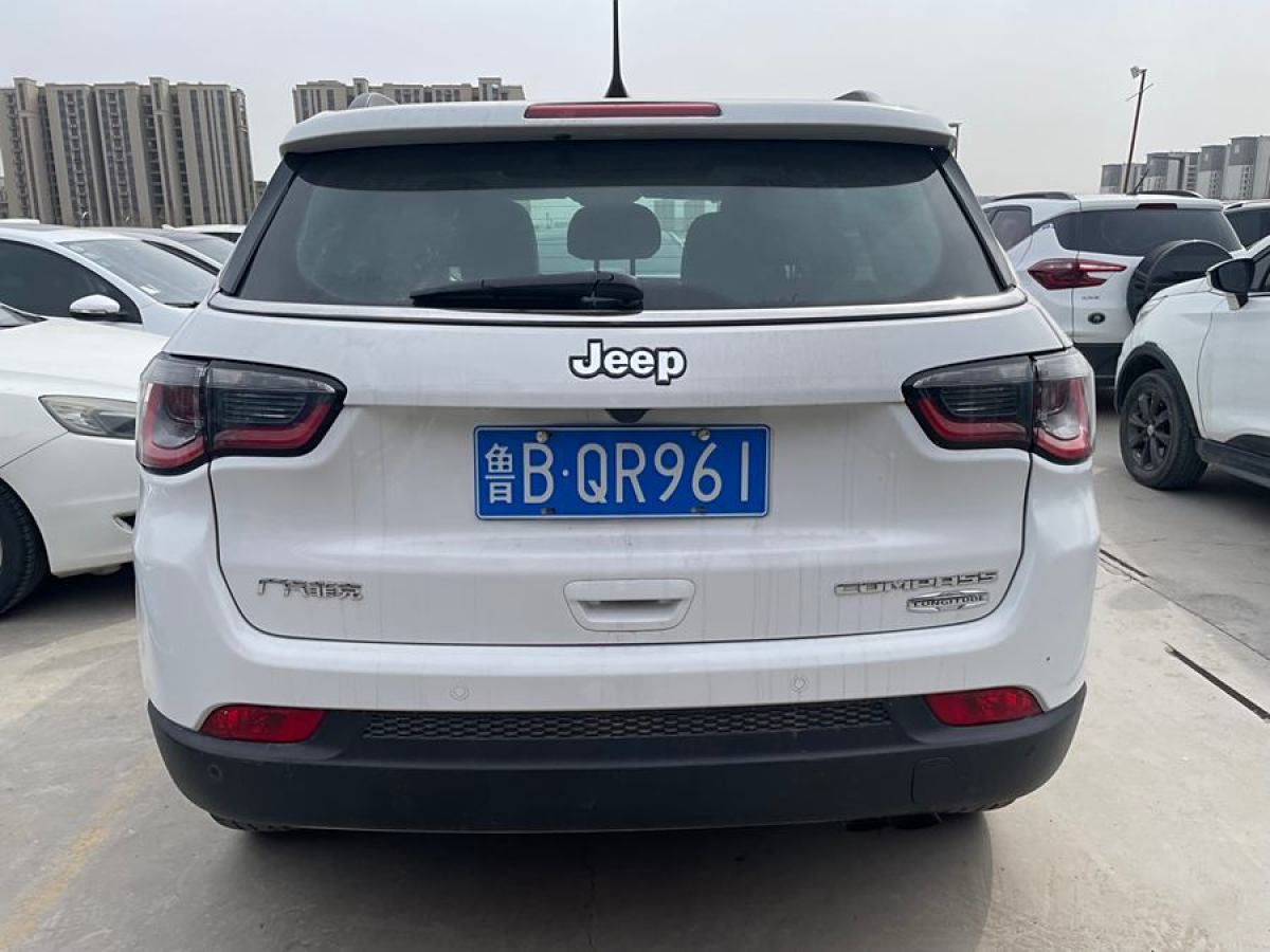 Jeep 指南者  2019款 200T 自動(dòng)家享-互聯(lián)大屏版圖片