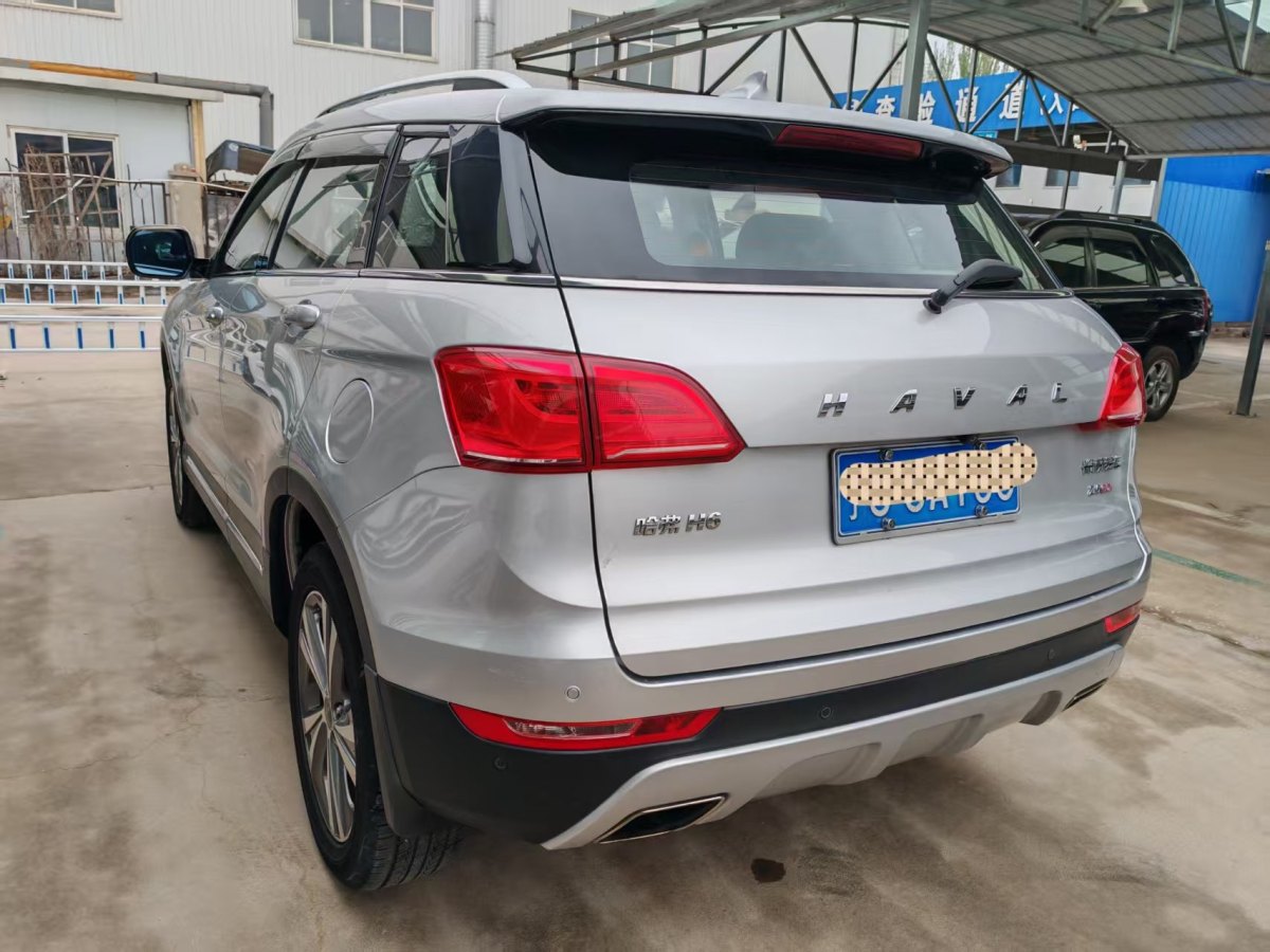 哈弗 H6 Coupe  2015款 藍(lán)標(biāo) 2.0T 自動兩驅(qū)尊貴型圖片
