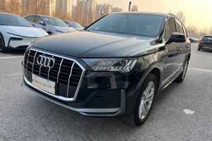 奧迪Q7 奧迪 45 TFSI quattro S line運動型