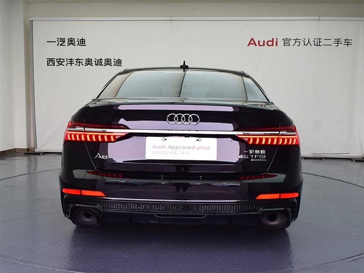 奧迪 奧迪A6L  2023款 改款 45 TFSI quattro 臻選動(dòng)感型圖片