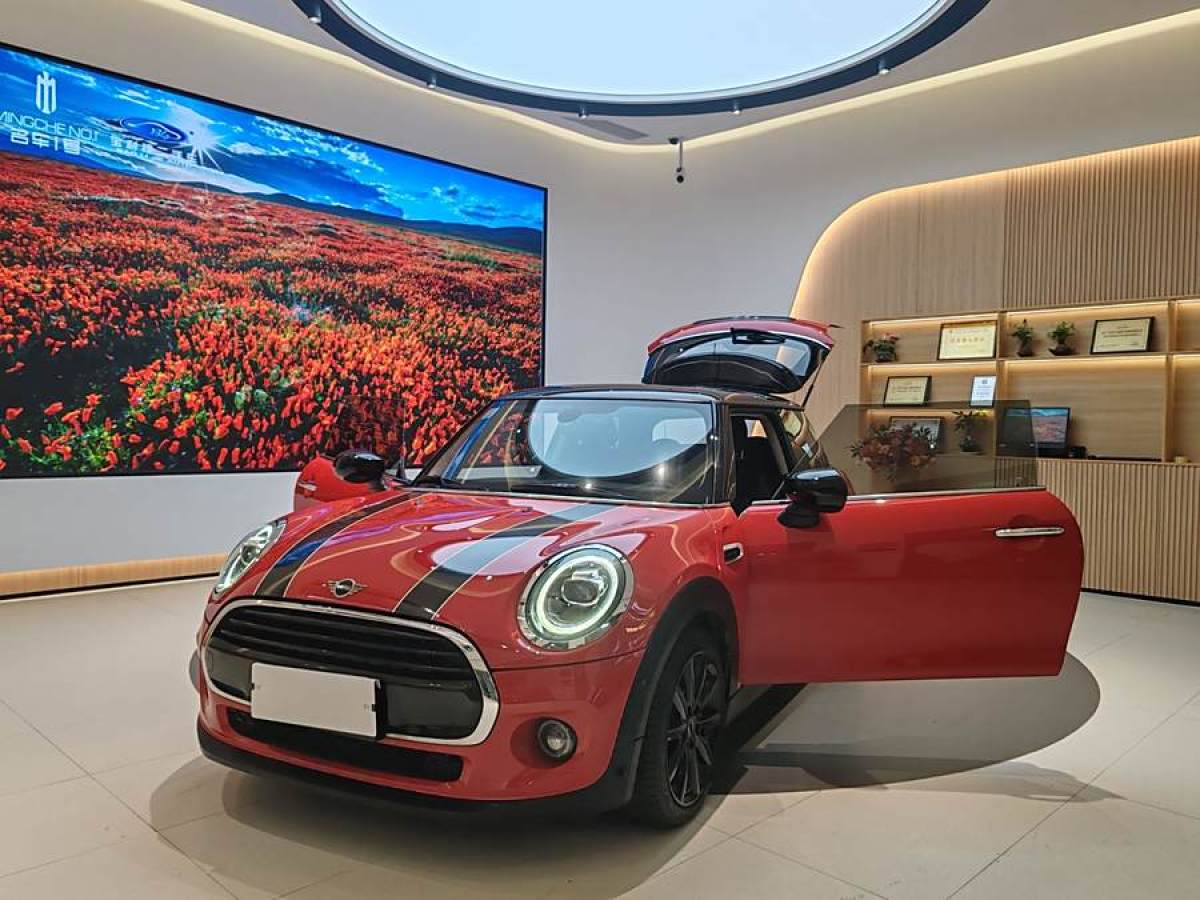 MINI MINI  2021款 1.5T COOPER 藝術(shù)家圖片