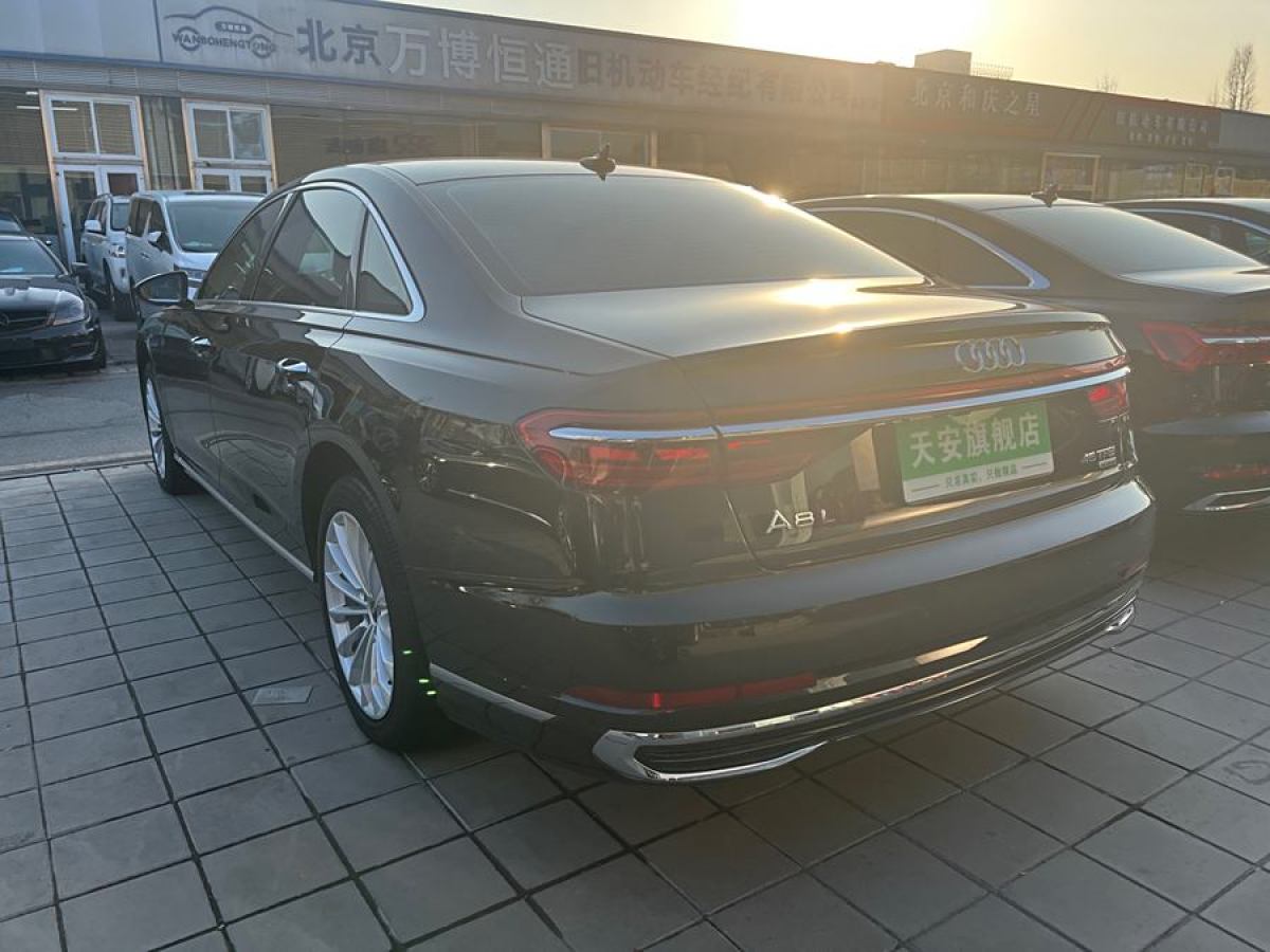 奧迪 奧迪A8  2023款 A8L 45 TFSI quattro 豪華型圖片