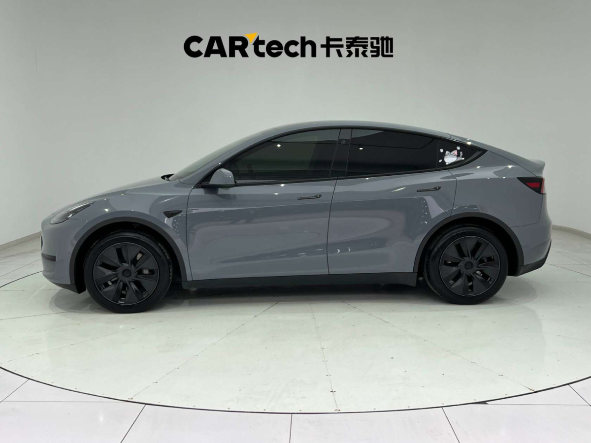 特斯拉 Model Y  2024款 后輪驅(qū)動(dòng)版圖片