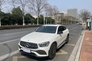 2022年2月奔馳 奔馳GLC  改款 GLC 300 4MATIC 轎跑SUV