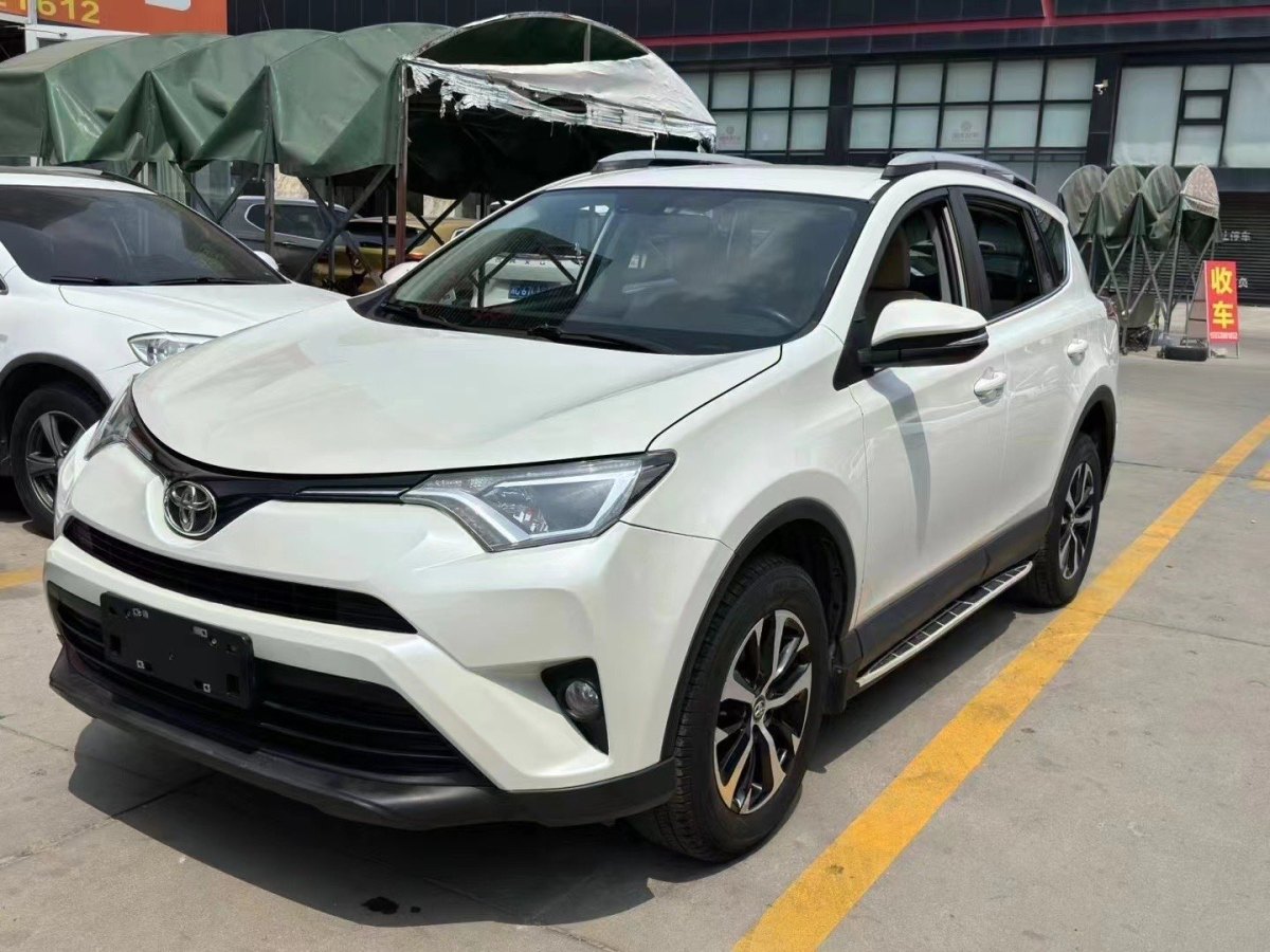 豐田 RAV4  2016款 榮放 2.0L CVT兩驅(qū)都市版圖片