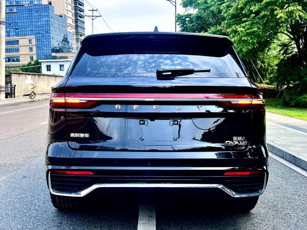 吉利 星越L  2021款 2.0TD DCT EVO兩驅(qū)尊貴型圖片