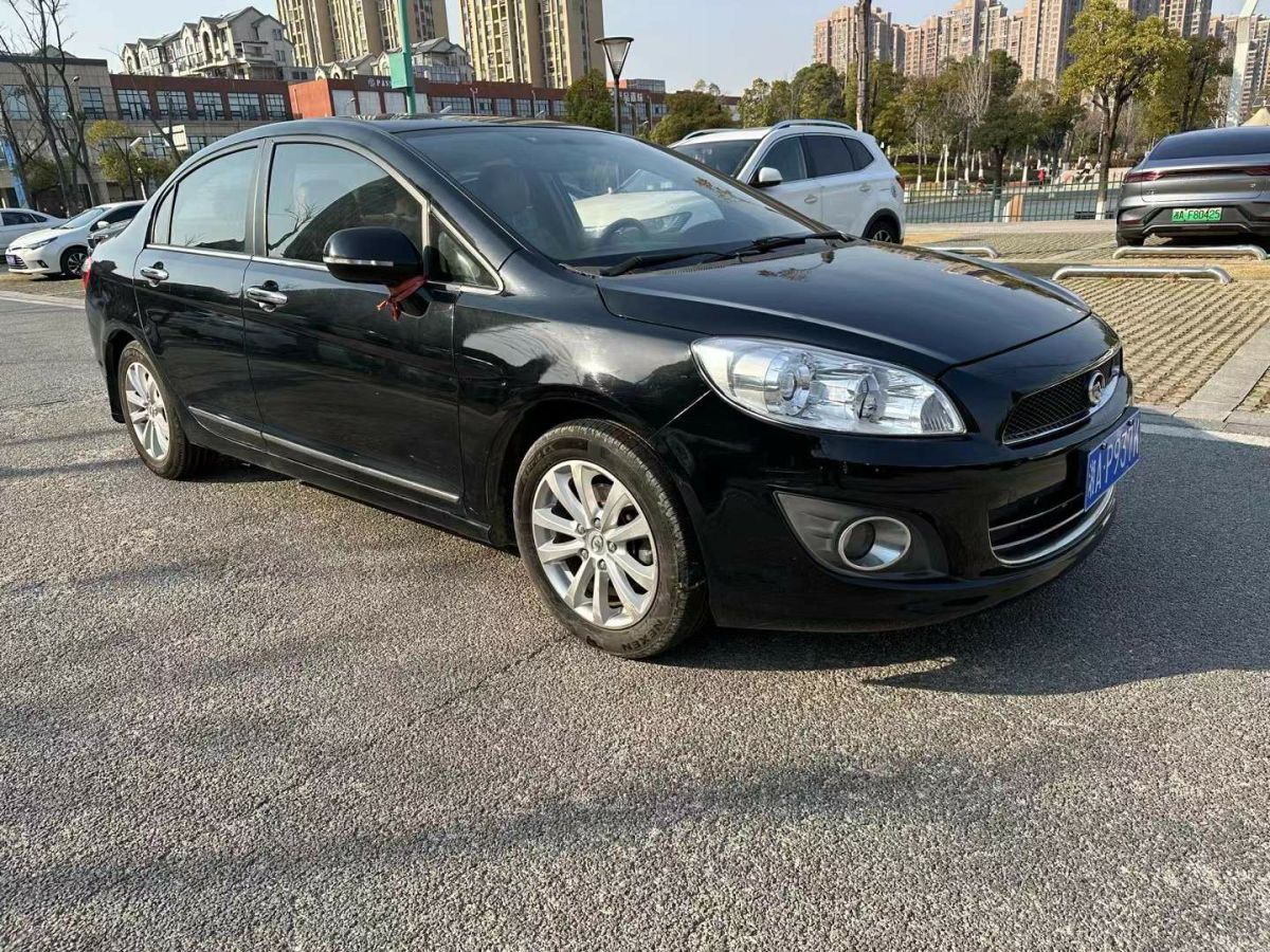 長(zhǎng)城 C50  2013款 1.5T 手動(dòng)尊貴型圖片