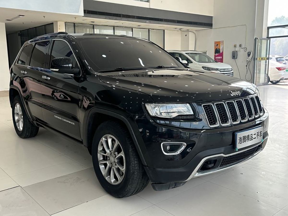 Jeep 大切諾基  2014款 3.0L 舒享導航版圖片